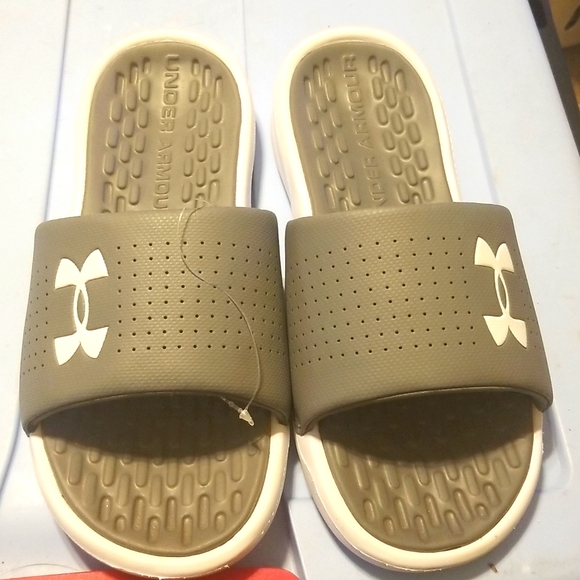 Under Armour | Shoes | Euc Under Armour Gray And White Mens Slides Size 9 |  Poshmark